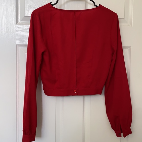 red cropped shirt - Picture 2 of 2